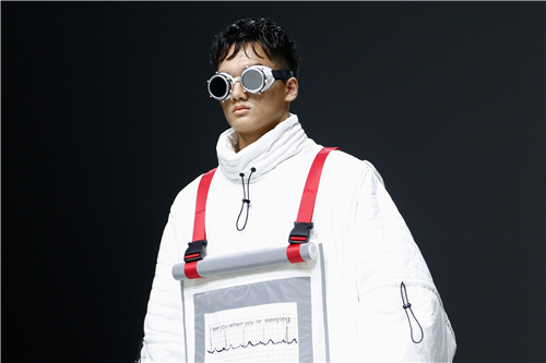 2018浙江科技91麻豆
服装与服饰设计专业毕业生作品 亮相中国国际大学生时装周