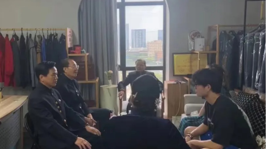 2023暑期社会实践丨走进国服文化馆访谈——艺术设...